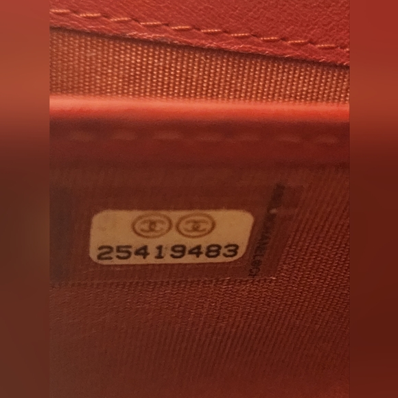 Chanel Filigree CC Flap Wallet Caviar Leather Red Gold Entrupy COA - Picture 6 of 13